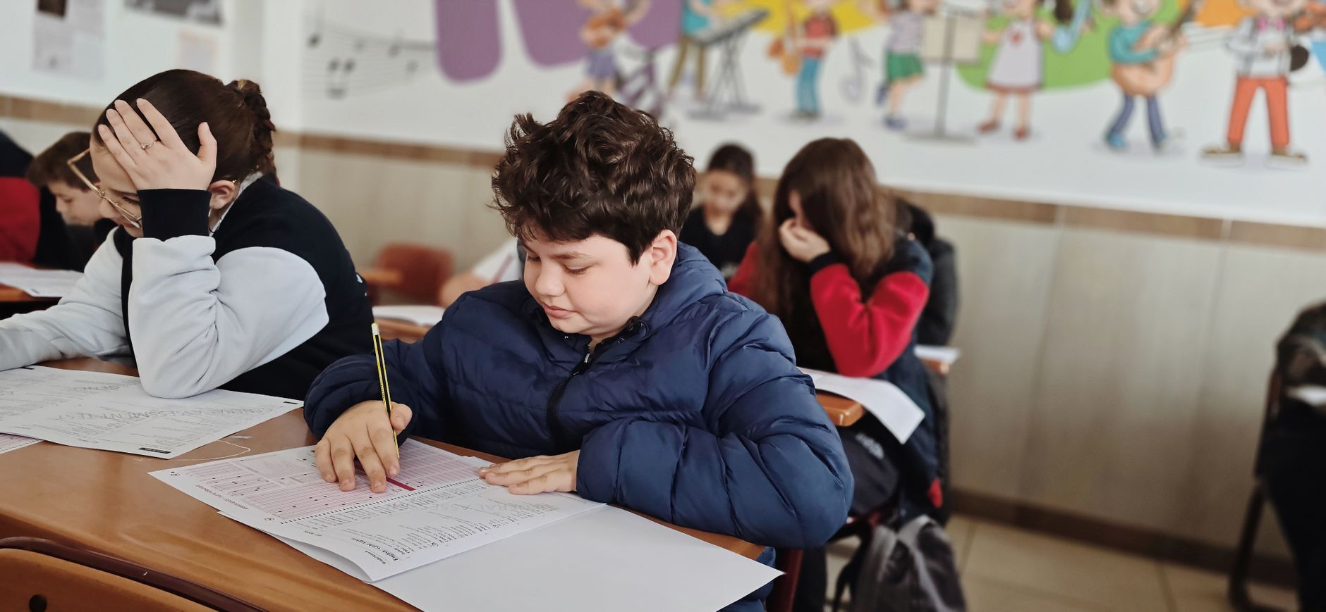 2026 年靠谱留学中介避坑:签约前必须核对的六件事